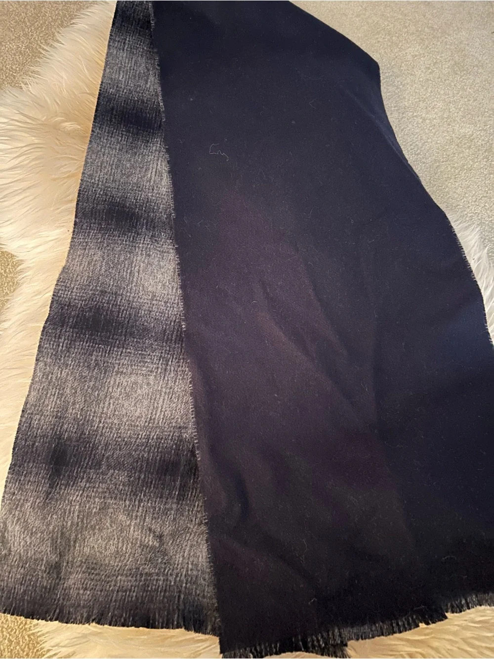 Vince Men’s Double-Face Merino Wool Cashmere Scarf – Navy Plaid